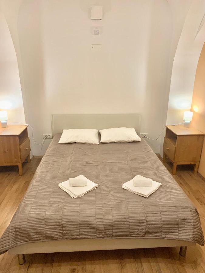 A&P Center Ljubljana Apartment Esterno foto